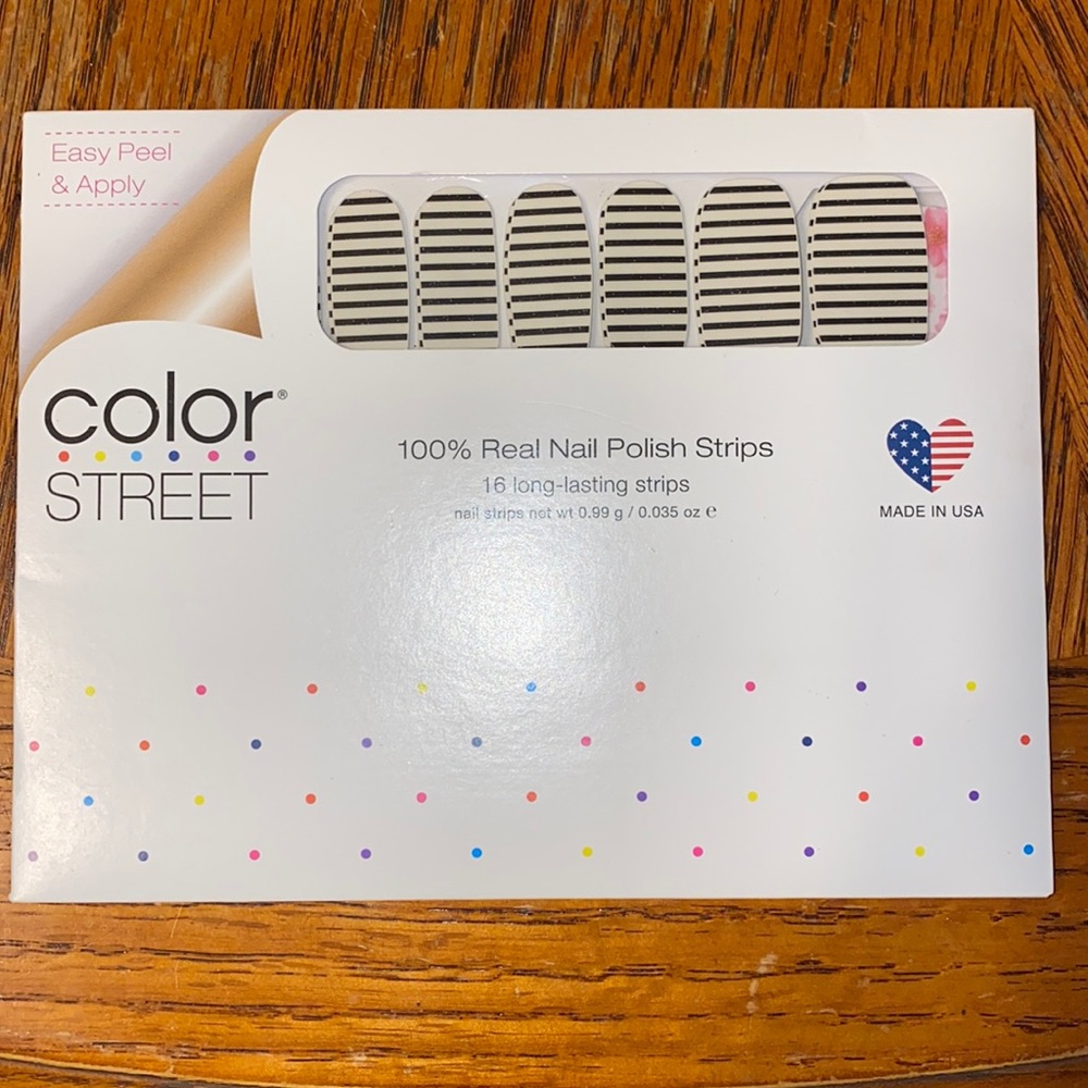 Color Street Between The Lines Strips